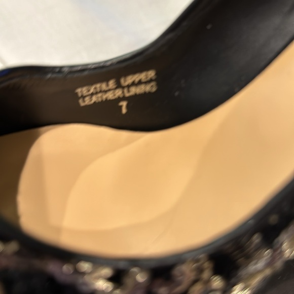 Badgley Mischka Pumps - Picture 4 of 8
